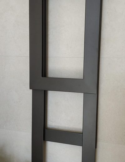 Termoarredo verticale scaldasalviette per bagno moderno - Lucio Melluso (2)